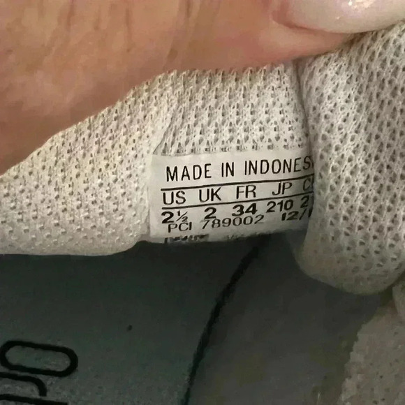 GIRLS ADIDAS SUPERSTAR SNEAKERS SIZE 2.5 M ORTHOLITE - Picture 8 of 13